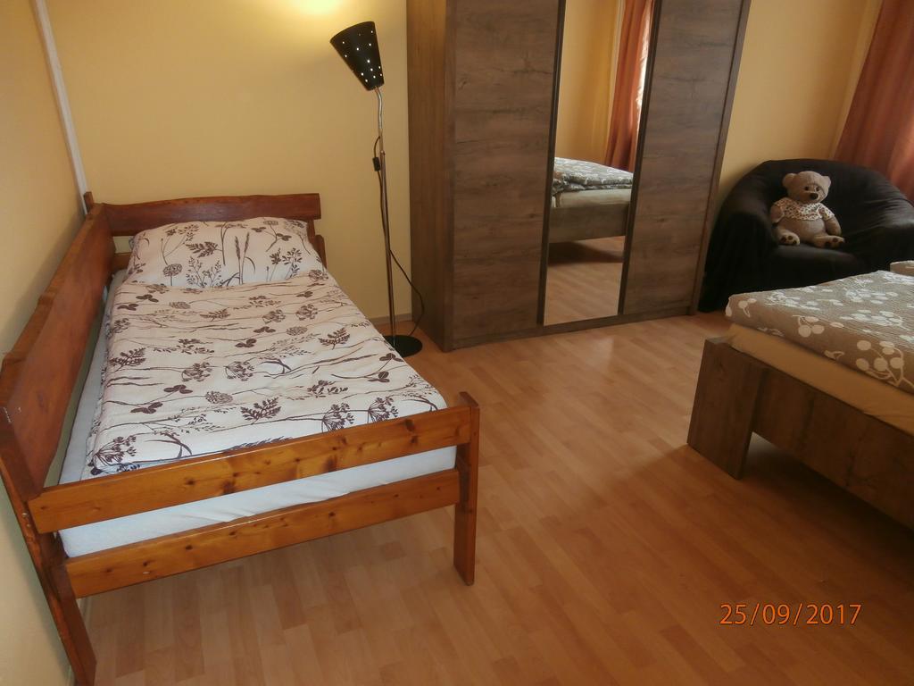 Apartman Aya Janov nad Nisou Esterno foto