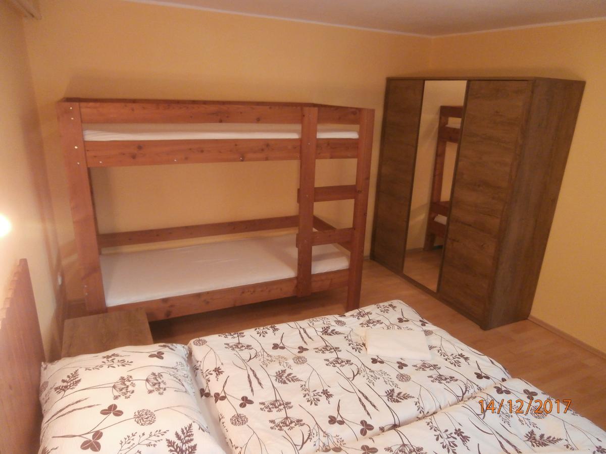 Apartman Aya Janov nad Nisou Esterno foto